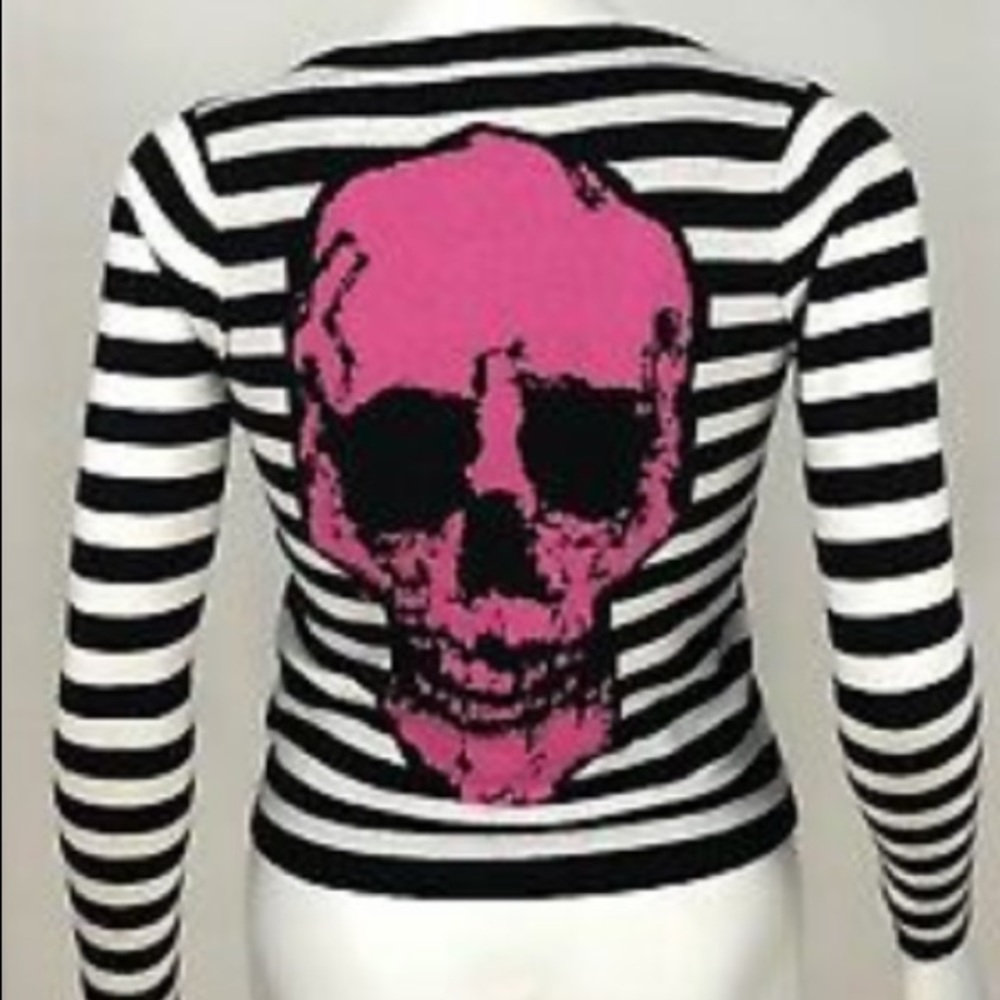 too fast black/white striped sweater w/pink skull